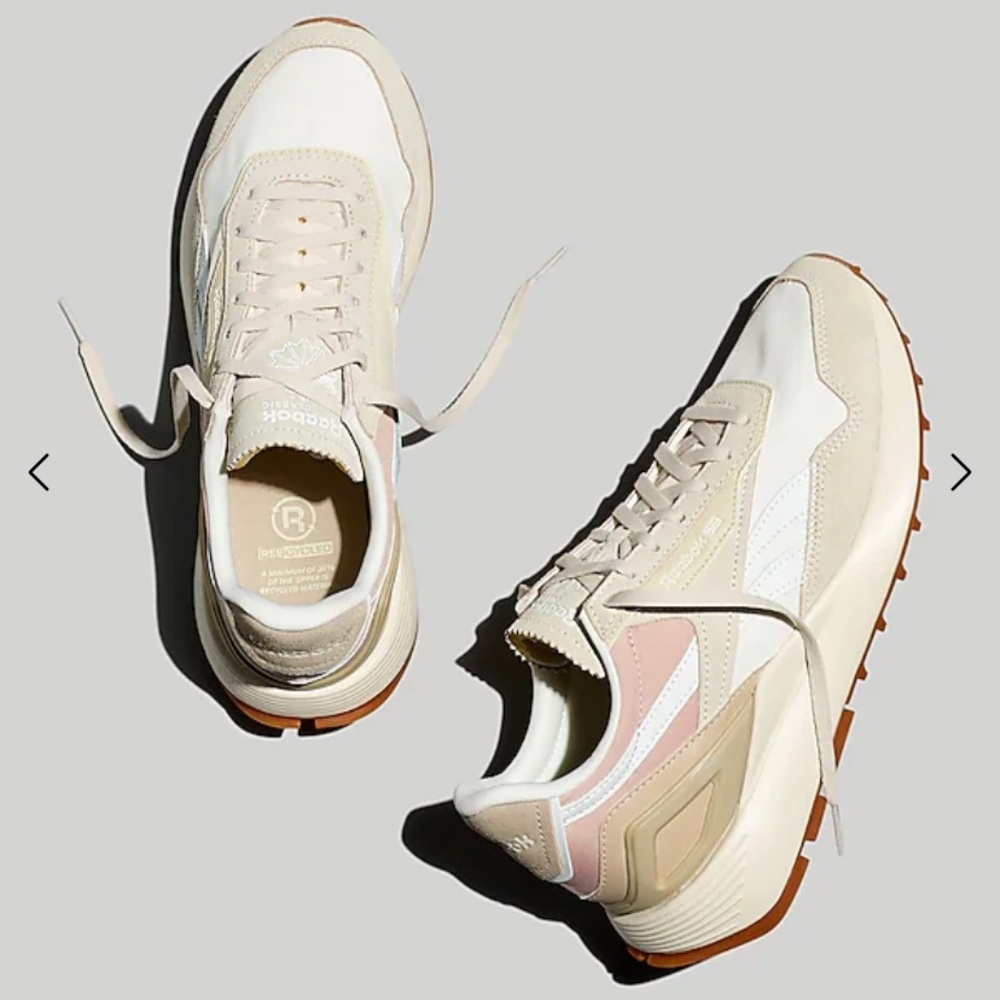 NWT Reebok Legacy AZ Sneakers